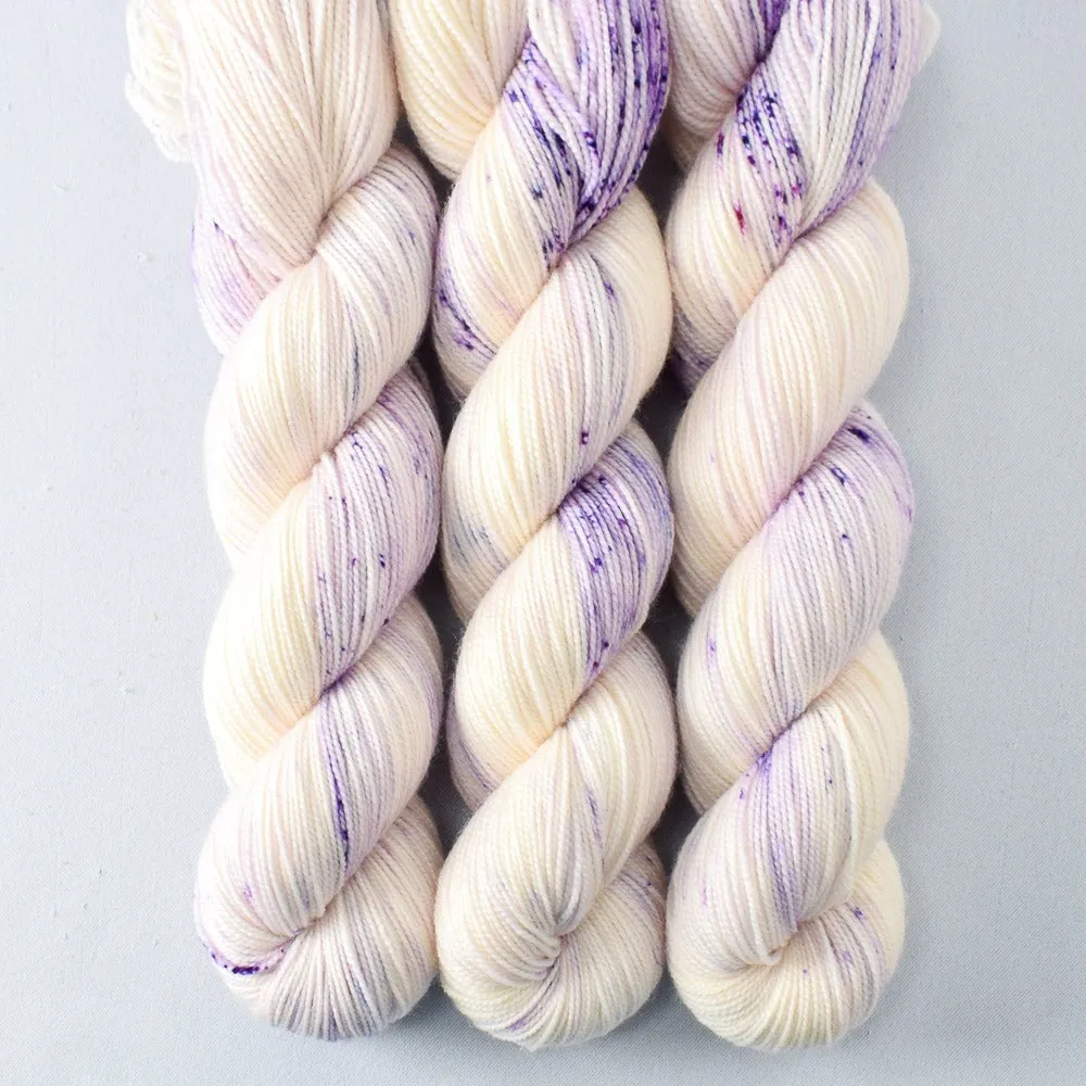 Amethyst Crystal - Yummy 2-Ply - Babette