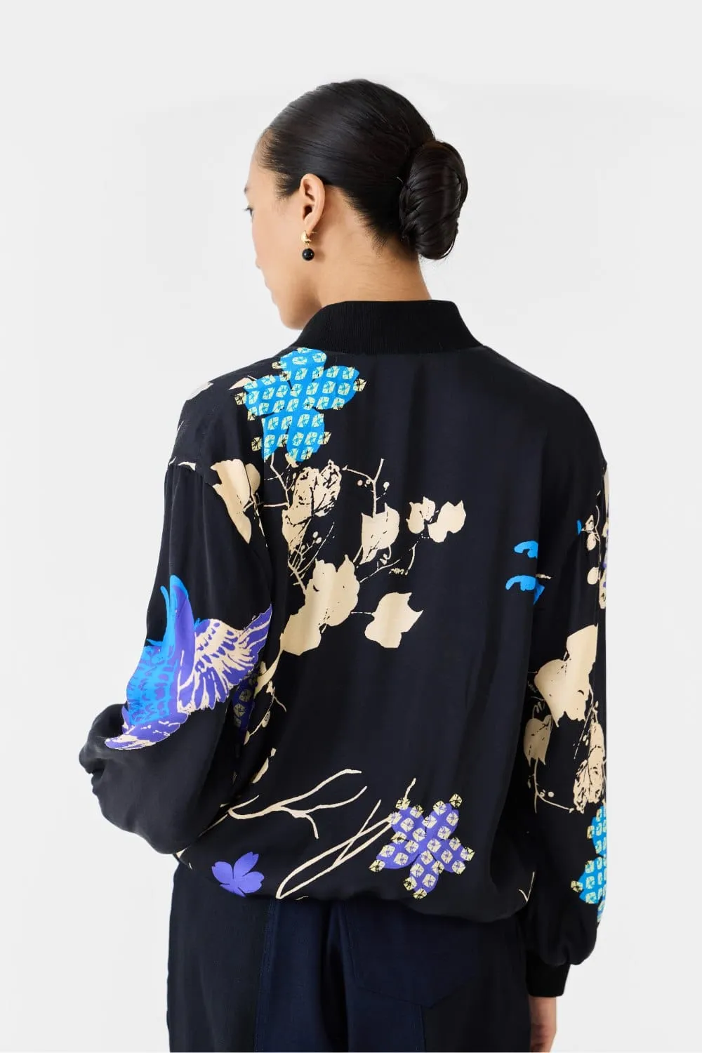 BLACK CRANE BOMBER
