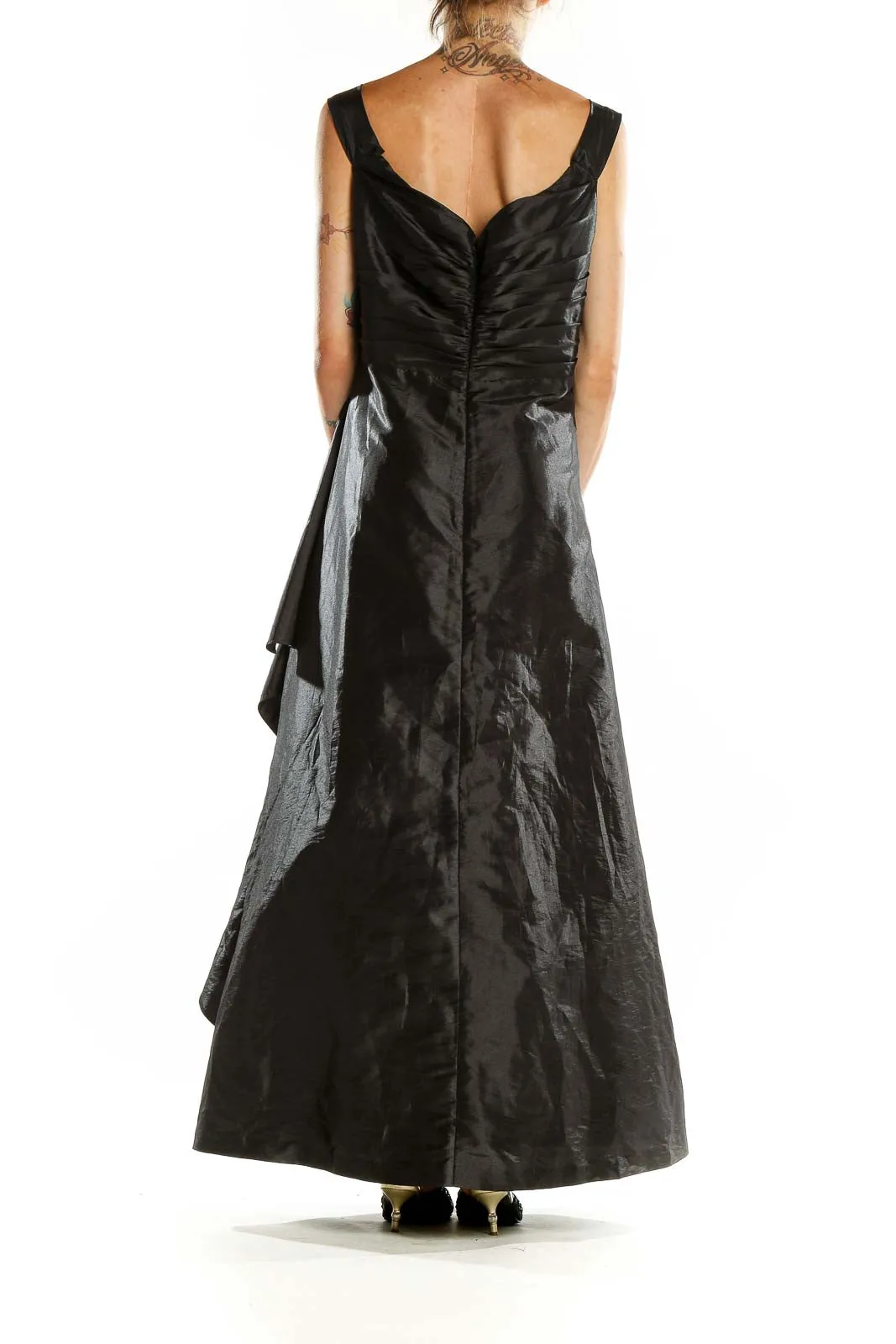 Black Elegant Floor-Length Gown