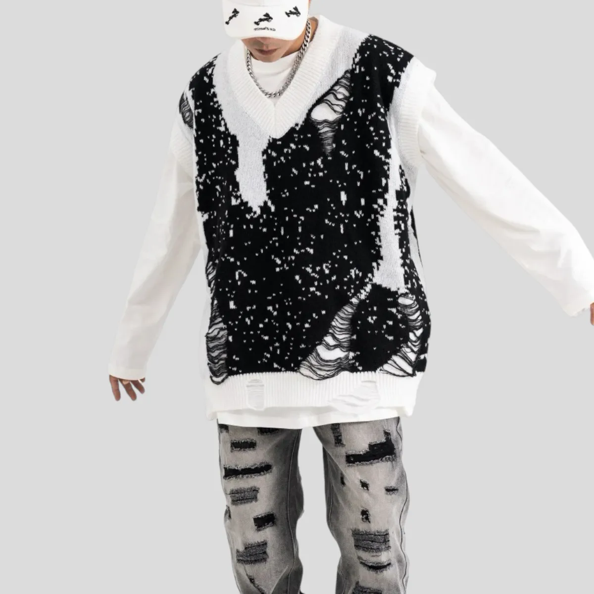 Oversized V neck spider web jacquard vest
