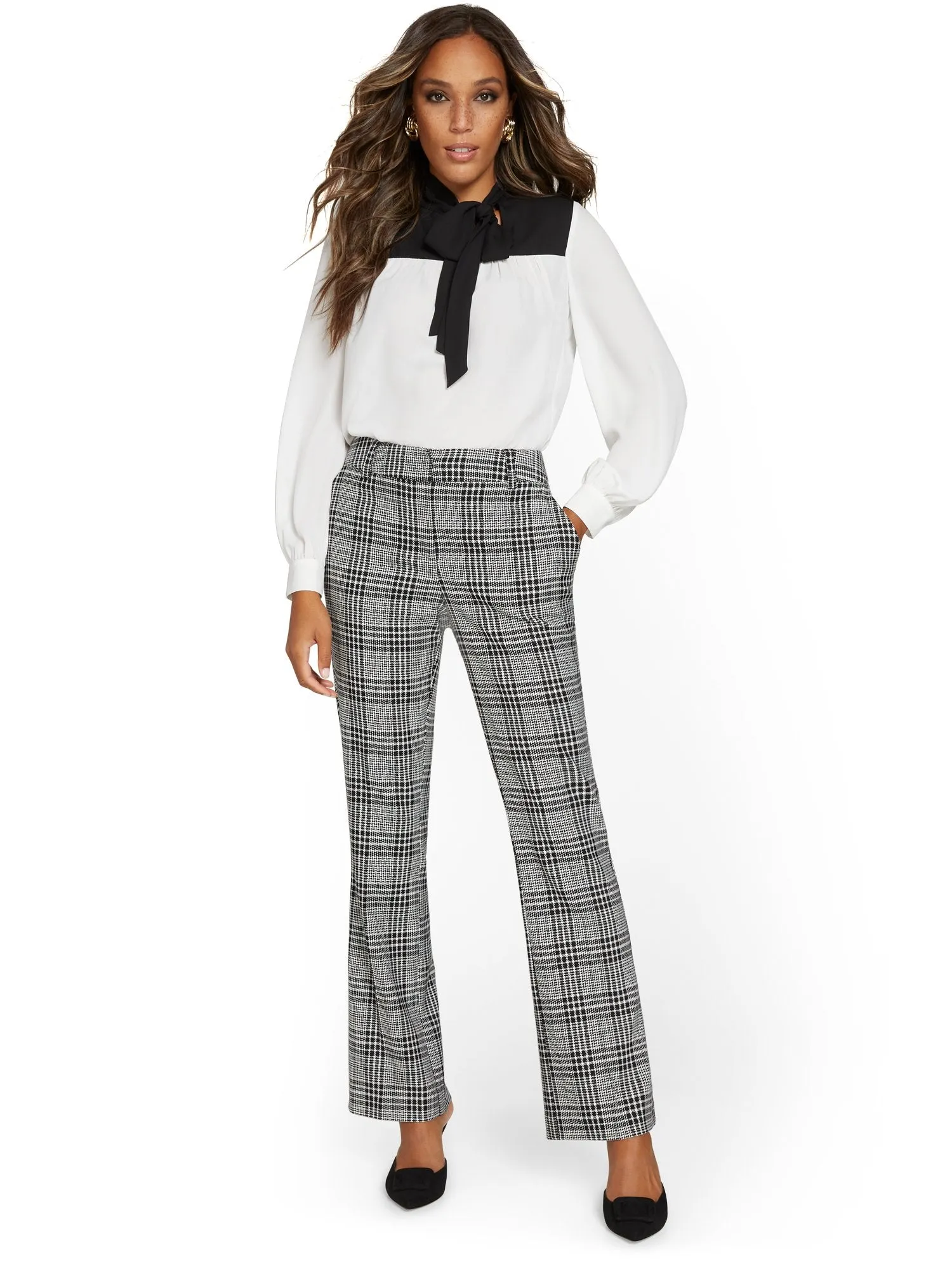 Petite Plaid Mid-Rise Modern Bootcut Pant
