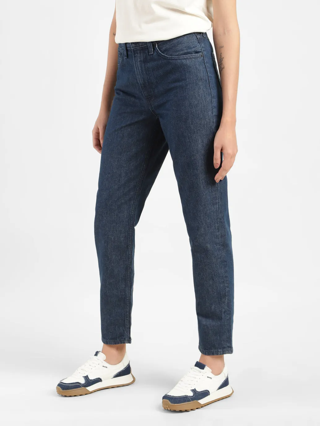Women's 80s Blue Relaxed Fit Mid Rise Jeans